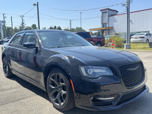Chrysler 300 300 Touring TI 2022 à vendre in Cars & Trucks in Laurentides - Image 3