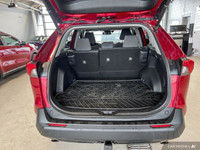 Wheels: 17 Alloy, Trunk/Hatch Auto-Latch, Trip Computer, Transmission: Continuously Variable (CVT),... (image 9)