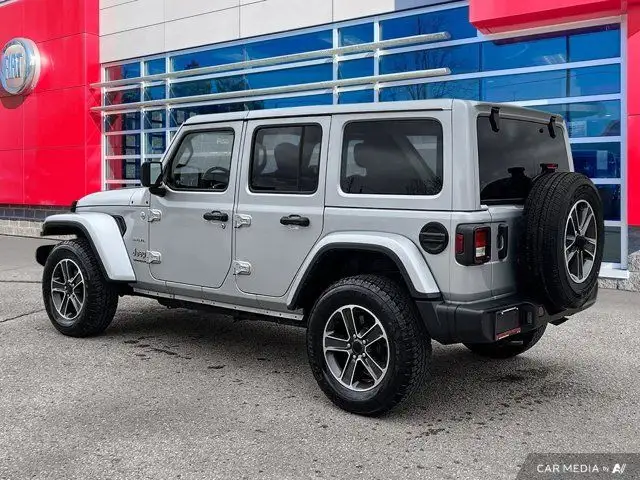 2023 Jeep Wrangler Sahara | Apple Carplay | Hard Top | Alpine in Cars & Trucks in Guelph - Image 5