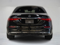 4MATIC, Leather. Odometer is 11961 kilometers below market average! Black 2023 Mercedes-Benz S-Class... (image 6)