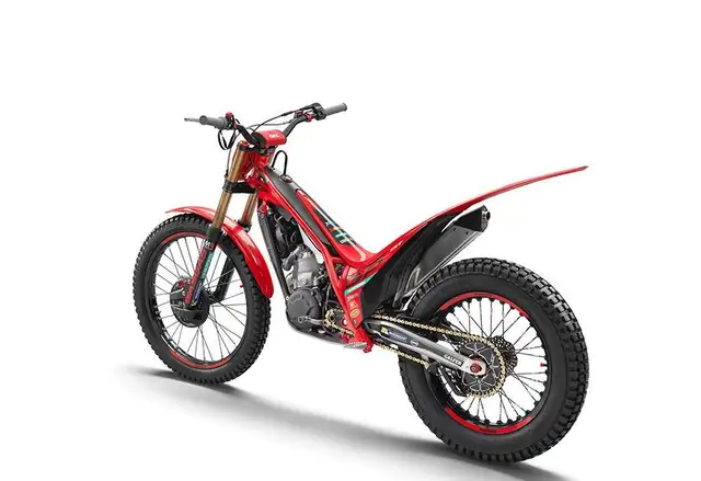 2025 GASGAS TXT GP 250 in Dirt Bikes & Motocross in Longueuil / South Shore - Image 7