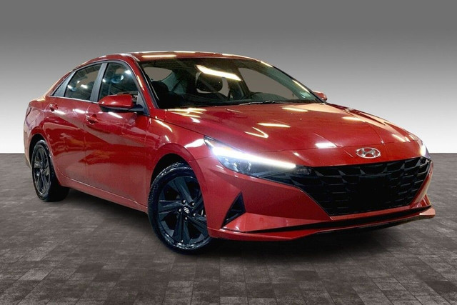 2022 Hyundai ELANTRA PREFERRED SUN&SOUND in Cars & Trucks in Edmonton - Image 2