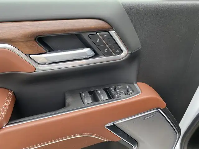 2025 GMC Sierra 3500HD Crew Cab Denali Ultimate in Cars & Trucks in Edmonton - Image 27