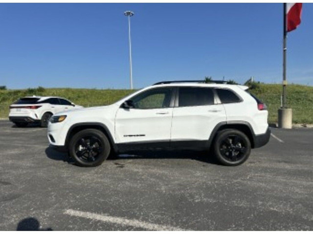 2023 Jeep Cherokee ALTITUDE | CARPLAY | PREMIUM AUDIO | SUNROOF  in Cars & Trucks in Oakville / Halton Region - Image 3