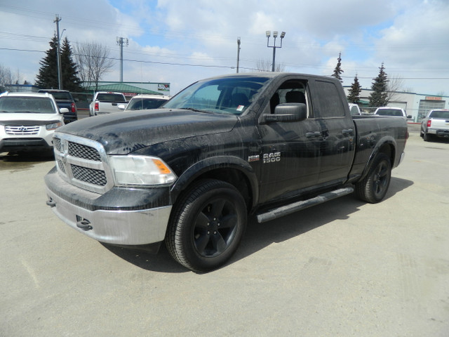 2014 RAM 1500 4X4 SLT / SHORT BOX FACTORY MAG WHEELS in Cars & Trucks in Edmonton