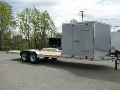 PLATE-FORME NEUVE GALVANISER HYBRID AVEC CARGO AVANT 8' X 7' X 6'HT. PLATE-FORME ARRIERE 81'' X17'.7...
