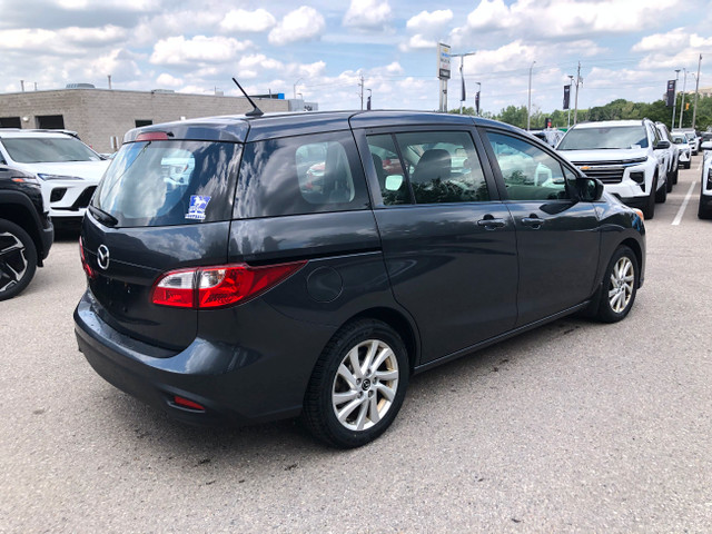 2017 Mazda Mazda5 GS in Cars & Trucks in London - Image 4