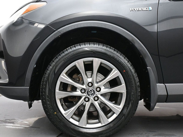 2017 Toyota RAV4 Hybrid LIMITED in Cars & Trucks in City of Halifax - Image 4