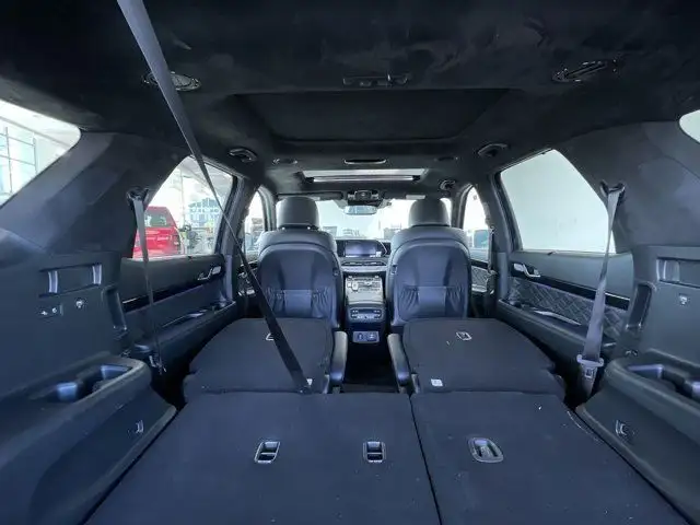 2021 Hyundai Palisade Ultimate Calligraphy | AWD | 7 Passenger in Cars & Trucks in Prince George - Image 29