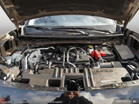 This Nissan Kicks has a durable Regular Unleaded I-4 2.0 L/122 engine powering this Variable transmi... (image 5)