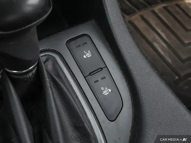 2014 Kia Optima LX in Cars & Trucks in London - Image 31