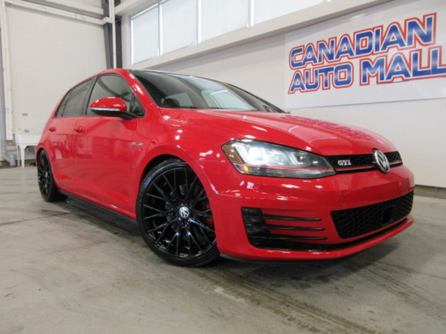  2016 Volkswagen Golf GTI AUTOBAHN AUTO, NAV, ROOF, LEATHER, CAM in Cars & Trucks in Ottawa