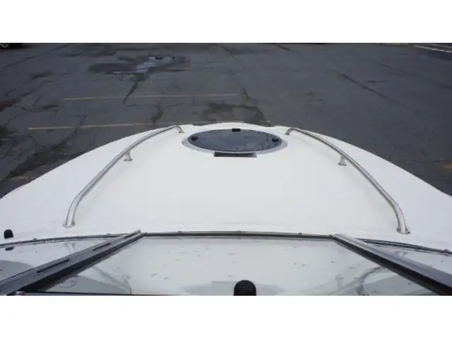2013 Stingray Boat Co 208CR VOLVO V6-200CV in Powerboats & Motorboats in Longueuil / South Shore - Image 13