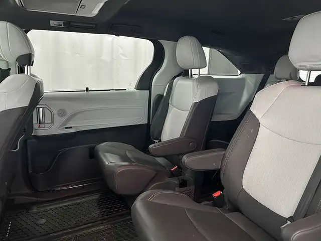 2021 Toyota Sienna AWD XSE TECHNOLOGIE - TOIT OUVRANT - INT. CUI in Cars & Trucks in Québec City - Image 24
