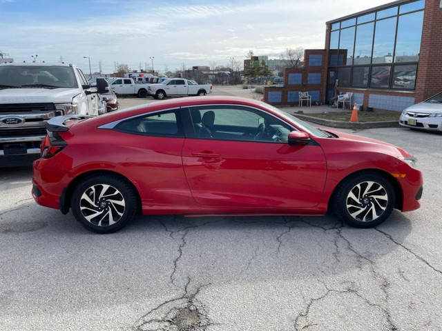 2018 Honda Civic Coupe LX *Aileron, Mags, Caméra in Cars & Trucks in Laval / North Shore - Image 3