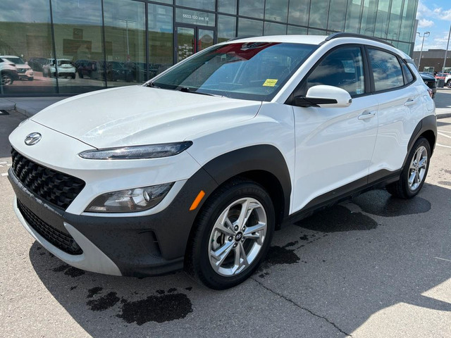 2022 Hyundai Kona Preferred AWD | Accident Free Carfax in Cars & Trucks in Calgary - Image 2