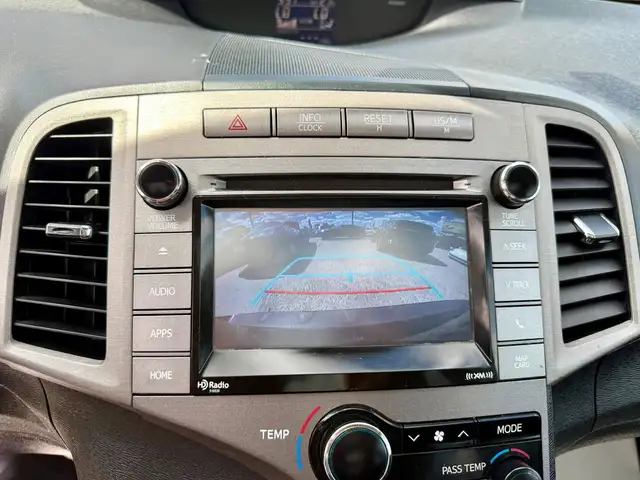 2016 Toyota Venza XLE in Cars & Trucks in Edmonton - Image 15