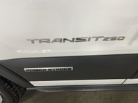 FORD TRANSIT 250 CUBE 12 PIEDS AVEC RAMPE EN PARFAITE CONDITION LOCATION COMMERCIALE DISPONIBLE SUR... (image 3)