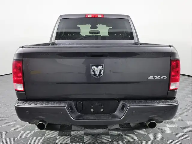 2023 Ram 1500 Classic EXPRESS CREW CAB | SUB-ZERO PKG | in Cars & Trucks in Calgary - Image 8