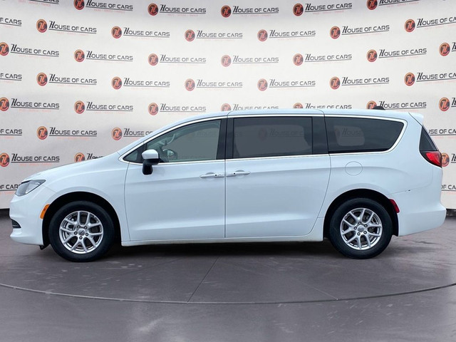 2022 Chrysler Grand Caravan SXT in Cars & Trucks in Calgary - Image 2