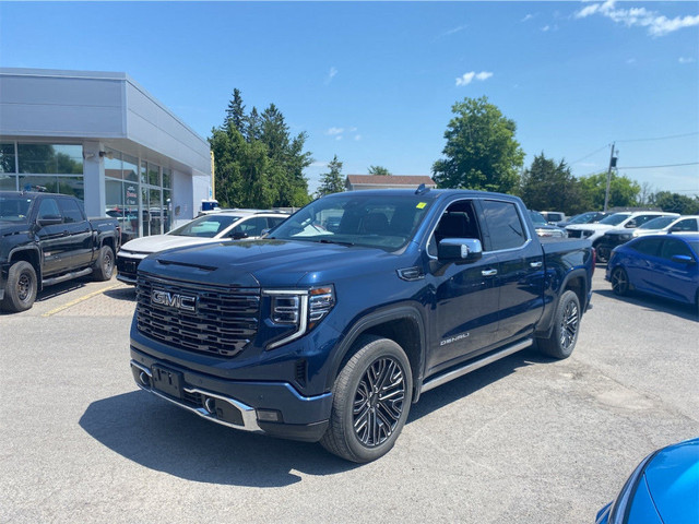 2022 GMC Sierra 1500 Denali Ultimate - Sunroof in Cars & Trucks in Ottawa - Image 3