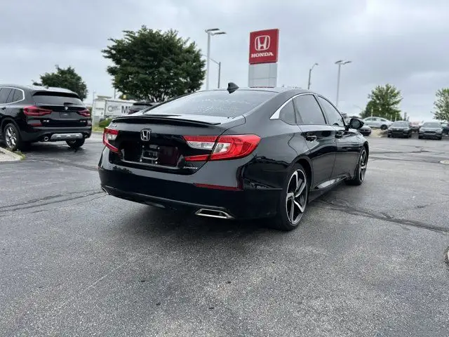 2020 Honda Accord Sedan Sport in Cars & Trucks in Hamilton - Image 6