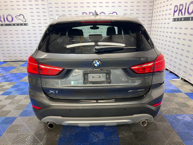 2018 BMW X1 in Cars & Trucks in Ottawa - Image 4