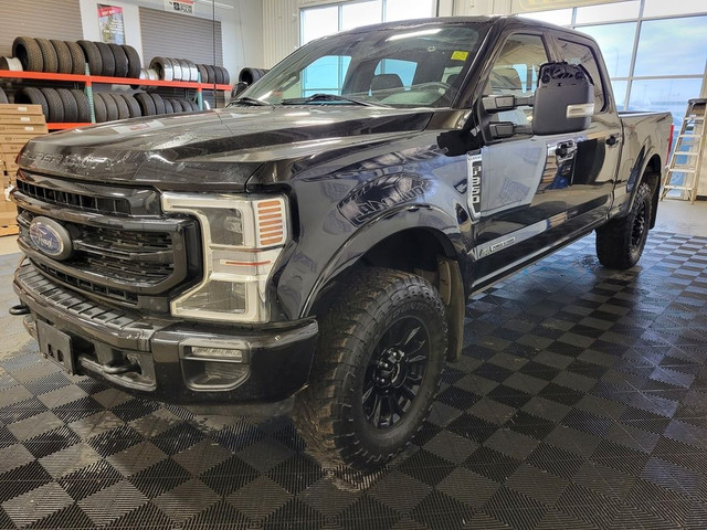  2022 Ford F-350 TREMOR Lariat Ultimate Package | Twin Roof in Cars & Trucks in Lloydminster - Image 3