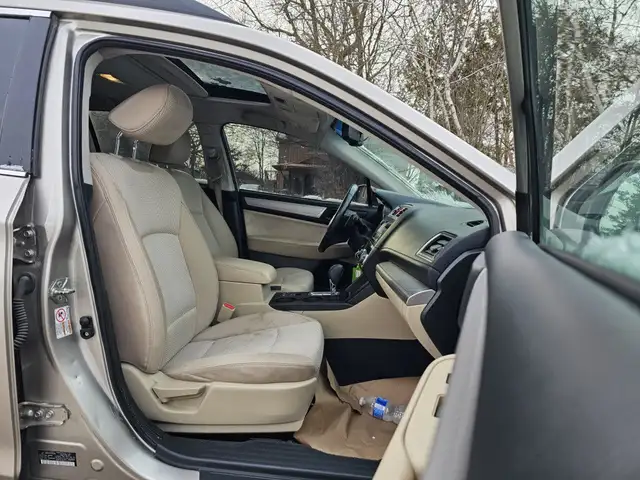2015 Subaru Outback 2.5i Premium 4dr All-wheel Drive CVT in Cars & Trucks in City of Toronto - Image 14