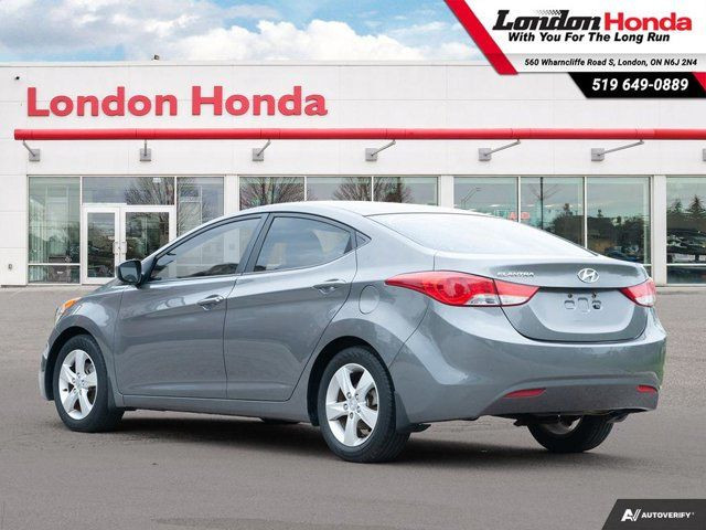 2011 Hyundai Elantra GL| Clean Carfax | Full Service History in Cars & Trucks in London - Image 4