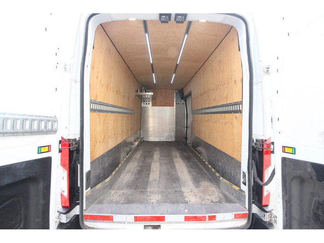  2020 Ford Transit Cargo Van CARGO VAN / T-250 / TOIT HAUT / XL  in Cars & Trucks in Lévis - Image 4