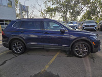 This Volkswagen Tiguan boasts a Intercooled Turbo Regular Unleaded I-4 2.0 L/121 engine powering thi... (image 1)