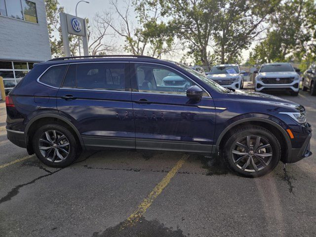 2022 Volkswagen Tiguan Comfortline in Cars & Trucks in Calgary - Image 2
