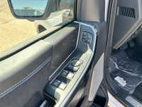 Four Wheel Drive,Locking/Limited Slip Differential,Tow Hitch,Locking/Limited Slip Differential,Turbo... (image 5)