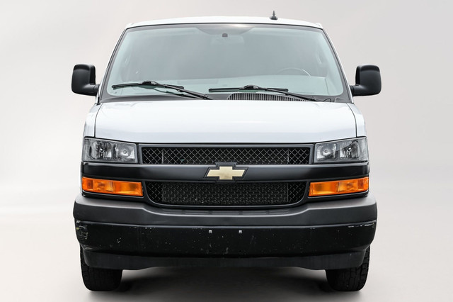 2023 Chevrolet Express Cargo Van Express 2500 * Van de Travail * in Cars & Trucks in City of Montréal - Image 2