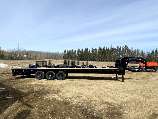 2024 Load Trail 102''X 30' LOW PROFILE GOOSENECK W/MAX RAMPS 220 in Cargo & Utility Trailers in Strathcona County - Image 2