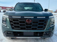Nissan Armada PRO-4X Engine: V6 Cylinder Engine 3.5L L/100Km City: 15.7 L/100Km Hwy: 12.9 Safety Equ... (image 2)