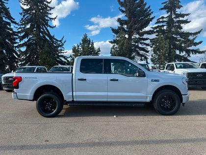 2025 Ford F-150 Lightning XLT 311A w/TAILGATE STEP & 2.4KW PRO P in Cars & Trucks in Edmonton - Image 2