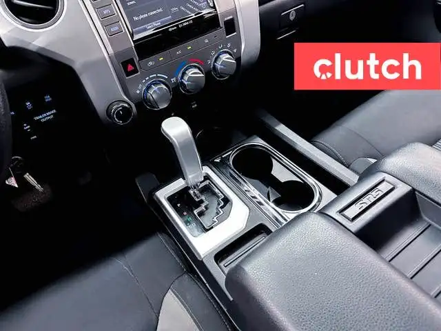 2017 Toyota Tundra SR5 Plus Double Cab 6 1/2 ft 4x4 w/ Nav, Heat in Cars & Trucks in Ottawa - Image 36