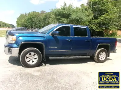 Just up from the GTA. No accidents with clean body and undercarriage. 5.3 litre V8 4x4 with all powe...
