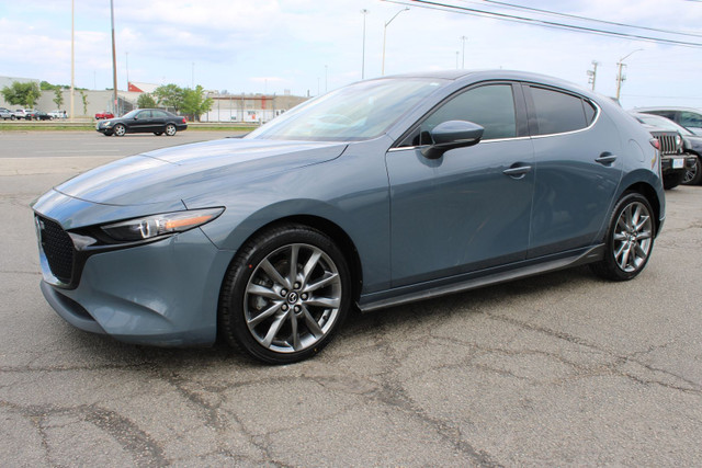 2020 Mazda MAZDA3 in Cars & Trucks in Oakville / Halton Region - Image 4