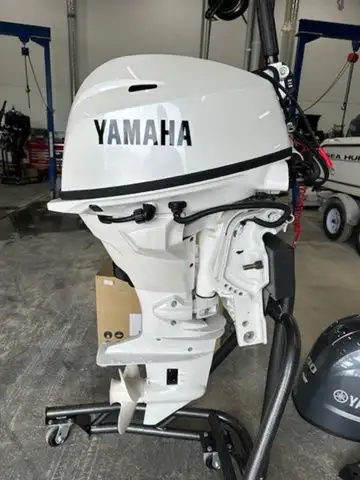 Yamaha 25hp with power tilt/trim. Available in two new colours. These are short shaft(15 inch), till...