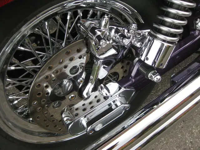 2001 Harley-Davidson FXDWG Dyna Wide Glide in Street, Cruisers & Choppers in City of Toronto - Image 13