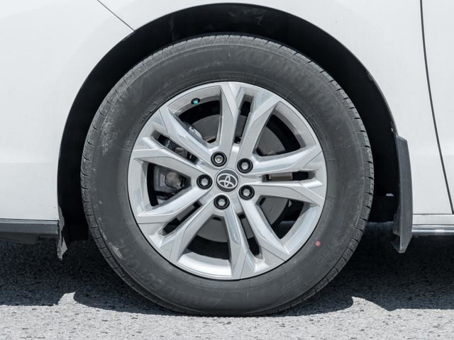 2022 Toyota Sienna XSE 7-Passenger in Cars & Trucks in Markham / York Region - Image 4