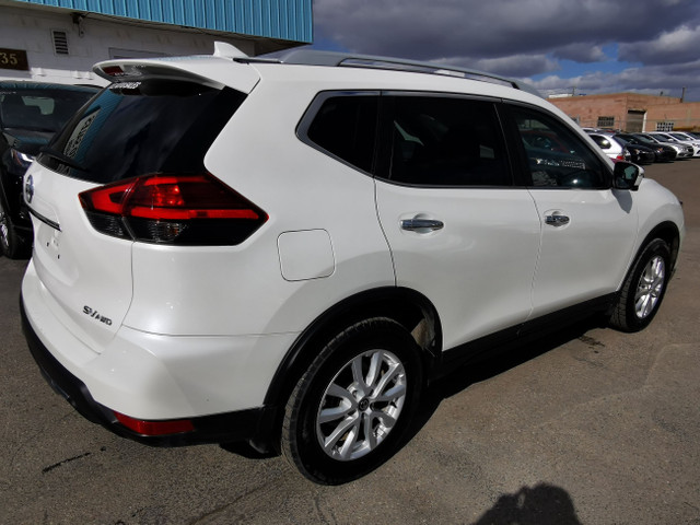 2017 Nissan Rogue SV in Cars & Trucks in Lethbridge - Image 2