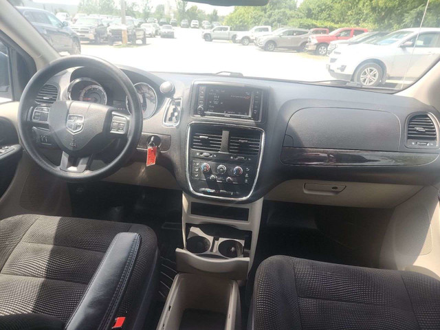 2020 Dodge Grand Caravan SXT SXT/NAVI/QUADS/DUAL AC/MORE! in Cars & Trucks in Belleville - Image 2