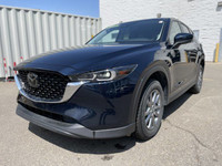 This Mazda CX-5 delivers a Regular Unleaded I-4 2.5 L/152 engine powering this Automatic transmissio... (image 8)