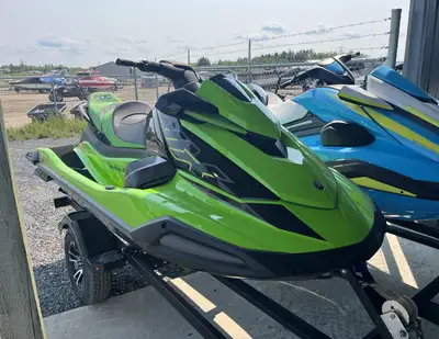 2021 Yamaha Waverunner VX Cruiser HO Consignment unit with only 10 Hours! Basically brand new and no...