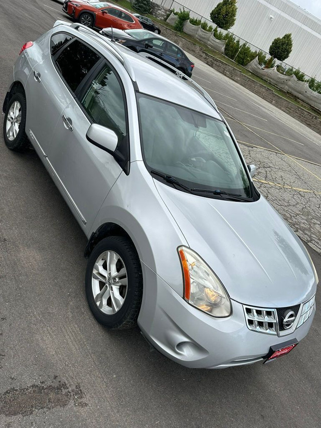 2013 Nissan Rogue SV 4dr All-wheel Drive CVT in Cars & Trucks in Mississauga / Peel Region - Image 2