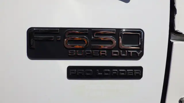 2006 Ford F650 16 Foot Flat Deck in Cars & Trucks in Delta/Surrey/Langley - Image 22